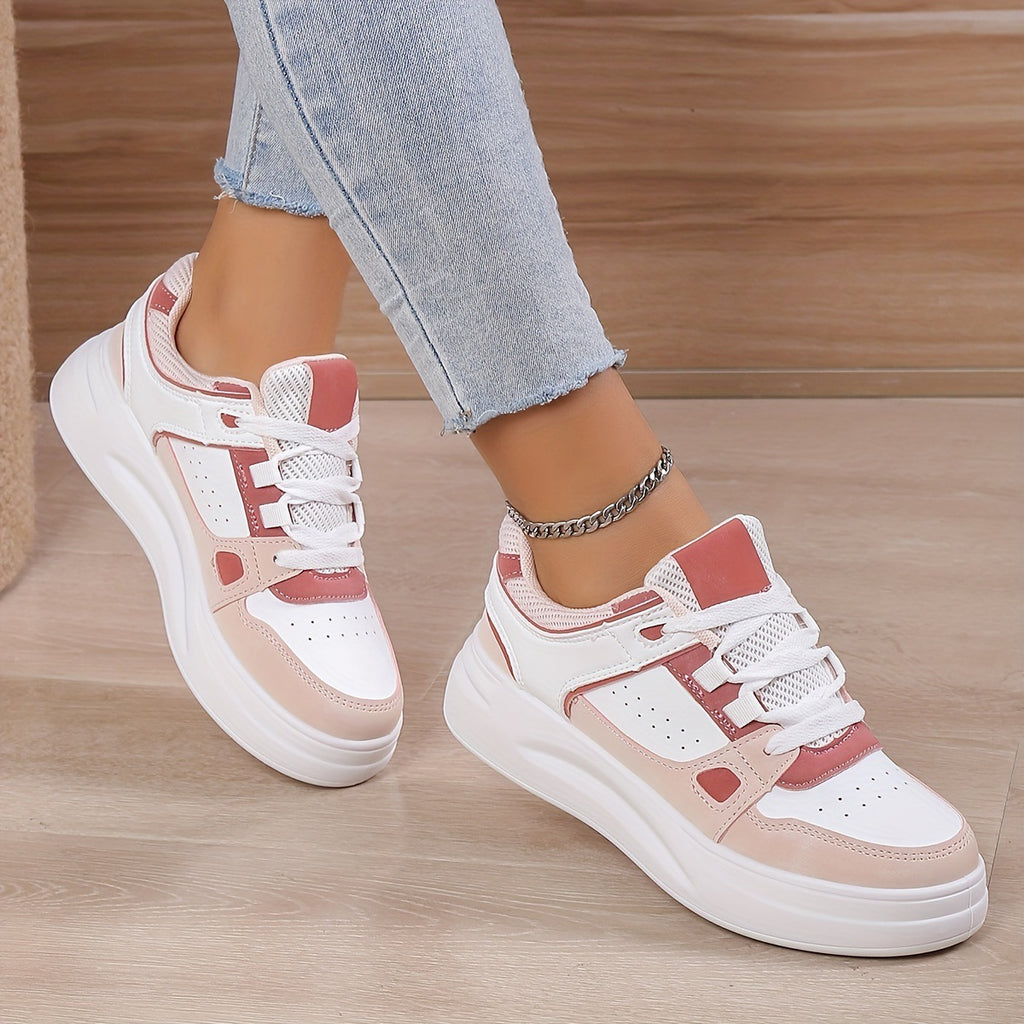 R&G Boutique thick bottom small sports leisure sneaker showing the front view with a focus on the shoe's design and sturdy sole.
