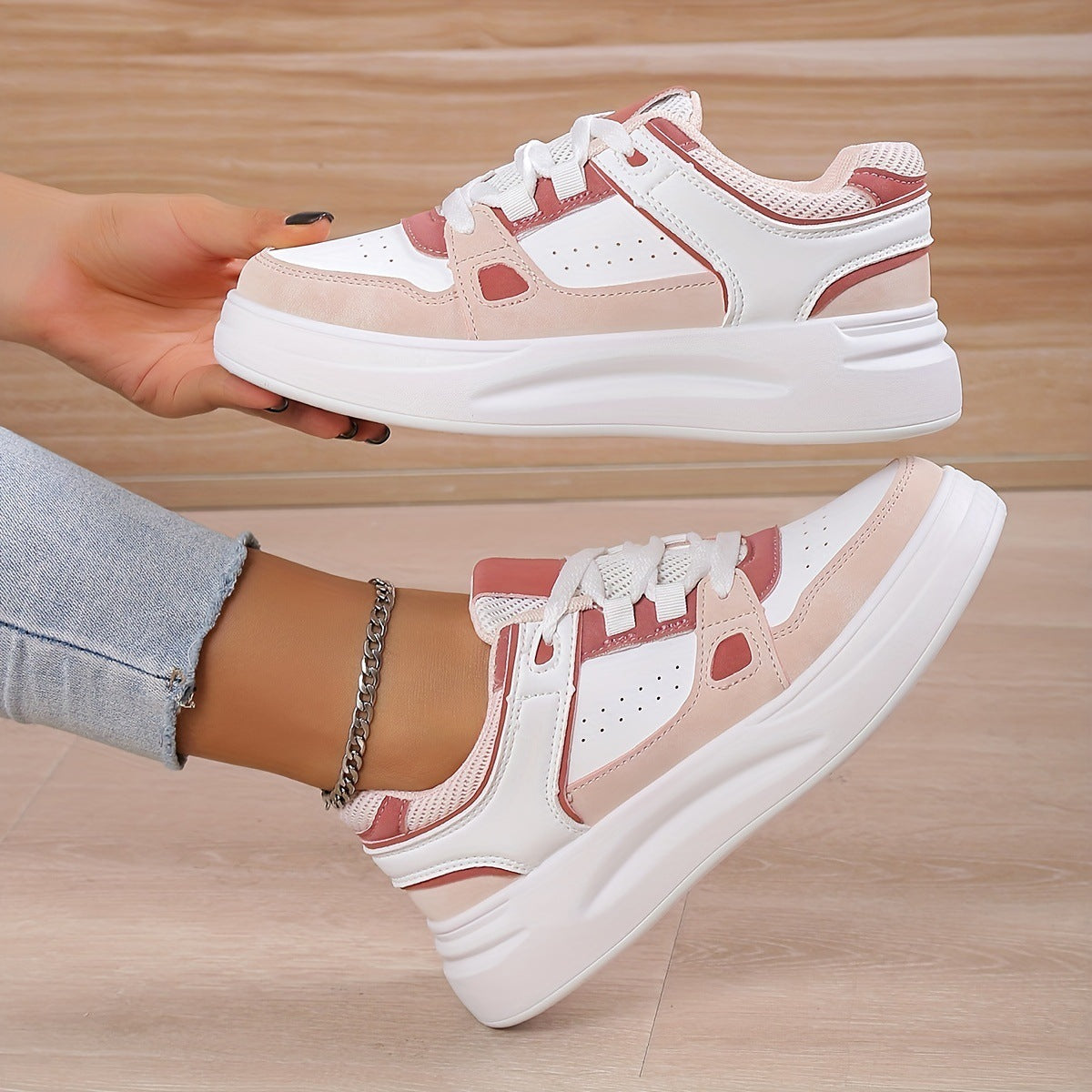 R&G Boutique small sports leisure sneaker with thick bottom showing feet, casual athletic shoe with stylish design.