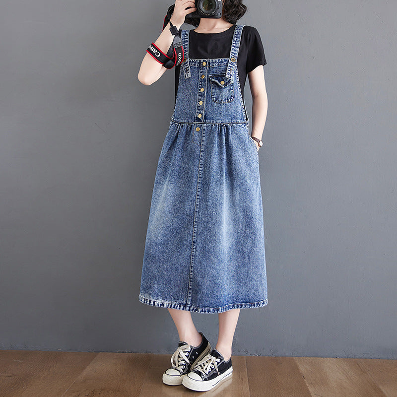 R&G Boutique denim suspender skirt dress featuring adjustable straps and a classic denim design.