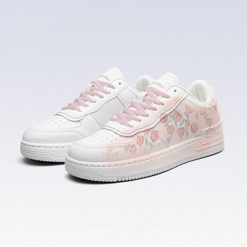 R&G Boutique breathable all-match tulip board shoes with lightweight design and stylish appearance, perfect for casual wear.