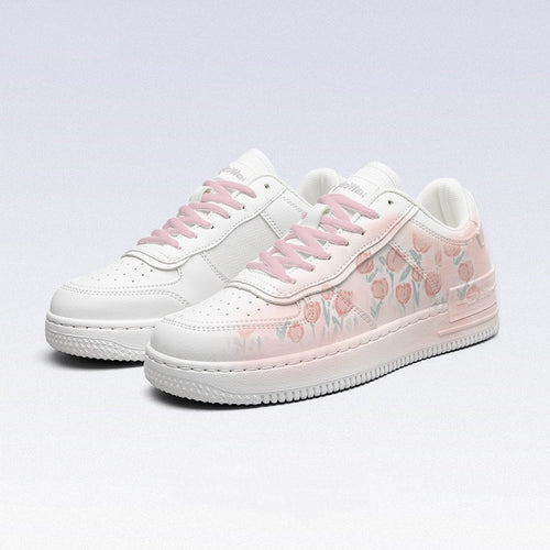 R&G Boutique breathable all-match tulip board shoes with lightweight design and stylish appearance, perfect for casual wear.