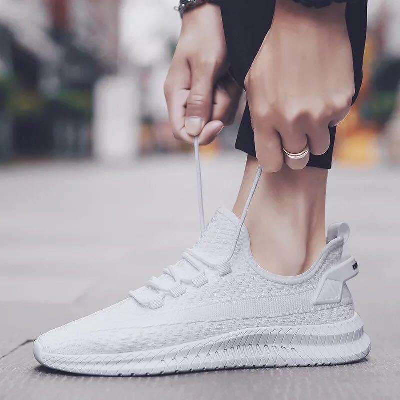 Lightweight breathable running shoes for men and women, ultralight summer sneakers perfect for walking, from R&G Boutique.