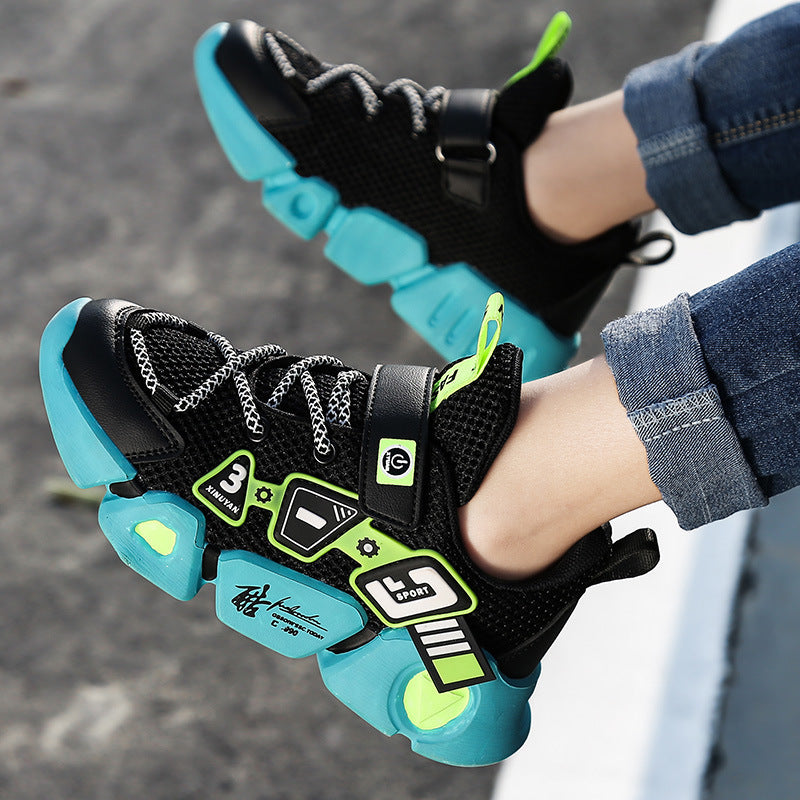 R&G Boutique mesh fly woven sneakers with breathable design and Velcro straps, ideal for comfortable casual wear.