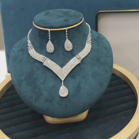 3pcs fashionable rhinestones, water drop, necklaces, earrings, jewelry sets